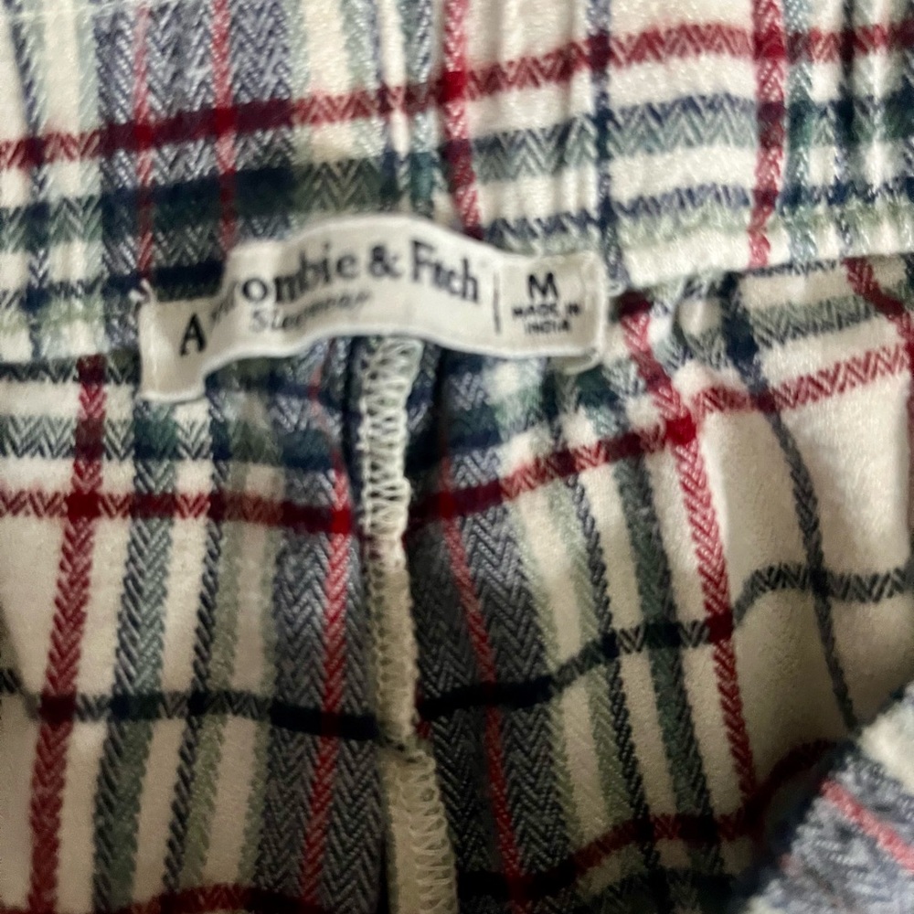 Abercrombie Plaid Flannel Pajama Pants – Size Medium – Cozy Lounge Sleepwear - Picture 3 of 3